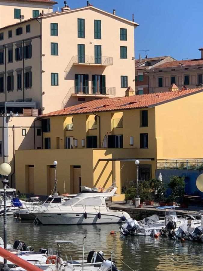 Waterfront Balcony I Grani 1 Resort Style Suite Livorno Luaran gambar